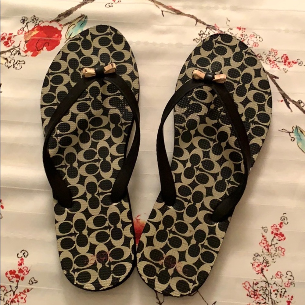 Coach flip flops